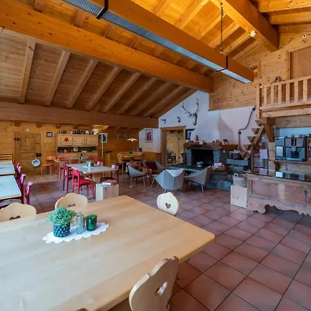 酒店 体育旅舍克罗斯特