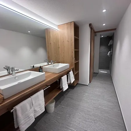 Sport-lodge מלון 3*