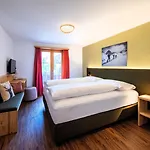 Sport-lodge Hotel 3*